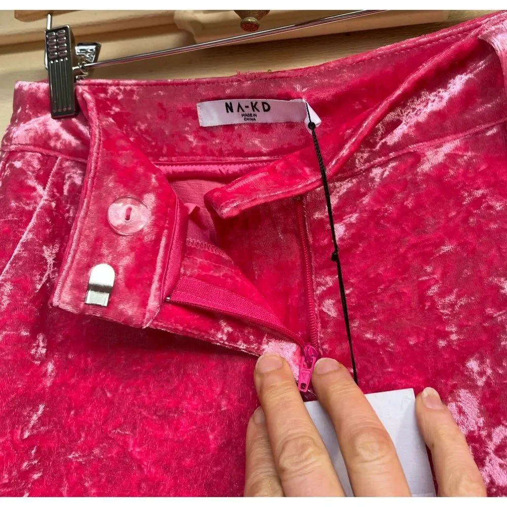 NWT NA-KD Bright Pink Crushed Velvet Suit  Pants Size EU32 (See measurements) - Picture 9 of 12